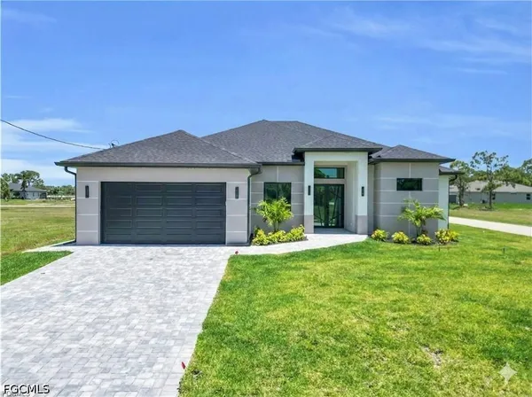 $624,900 | 2900 Northwest 26th Avenue, Cape Coral, FL 33993