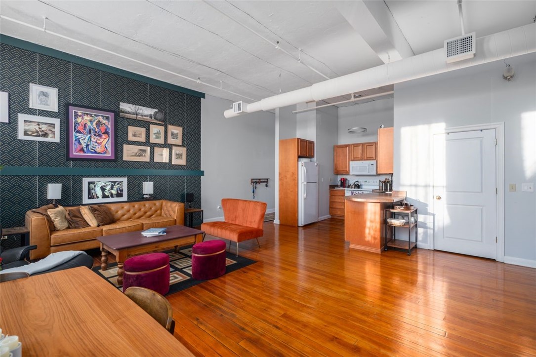 775 Potters Avenue, Unit 3 Providence, RI 02907 - Photo 3 of 17