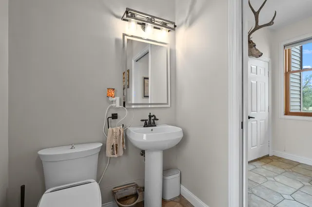 $1,100,000 | 47727 West Baseline Road, Grand Junction, MI 49056