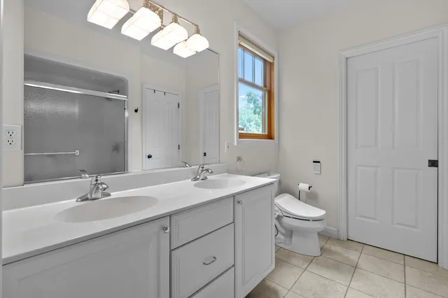 $1,100,000 | 47727 West Baseline Road, Grand Junction, MI 49056