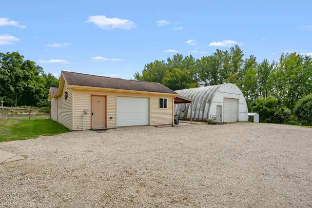 $1,100,000 | 47727 West Baseline Road, Grand Junction, MI 49056