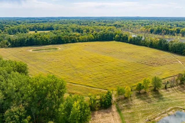 $1,100,000 | 47727 West Baseline Road, Grand Junction, MI 49056