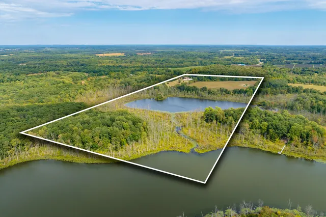 $1,100,000 | 47727 West Baseline Road, Grand Junction, MI 49056