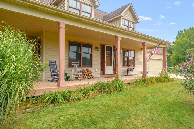 $1,100,000 | 47727 West Baseline Road, Grand Junction, MI 49056