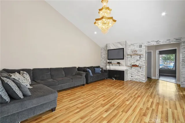 $1,029,000 | 134 Tangerine, Irvine, CA 92618