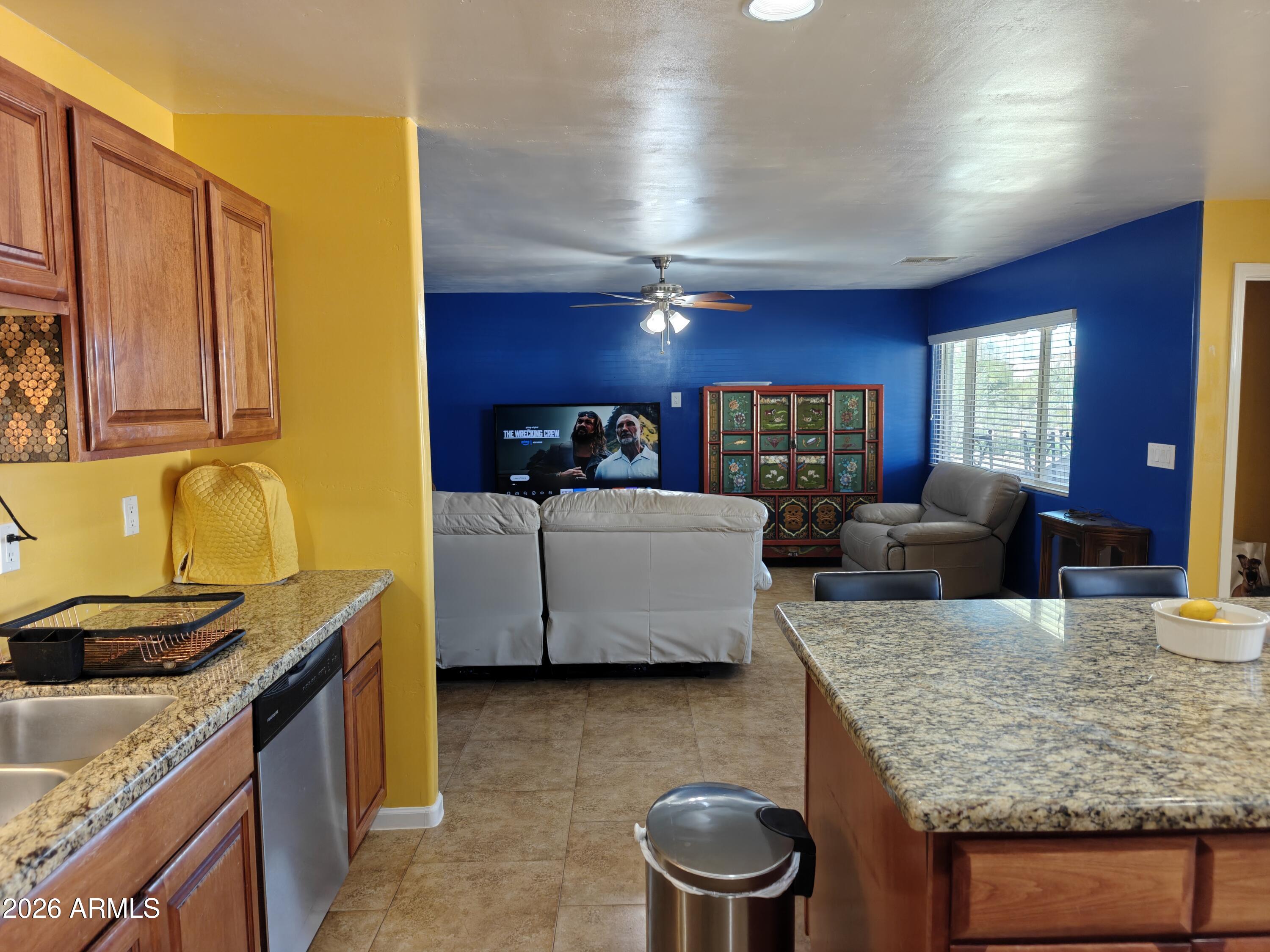 2417 West Roughrider Road New River, AZ 85087 - Photo 8 of 61 1000010427