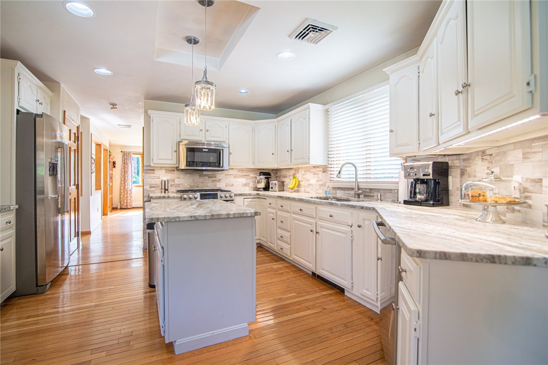 215 New Meadow Road Barrington, RI 02806 - Photo 24 of 38 Gallery Image 24