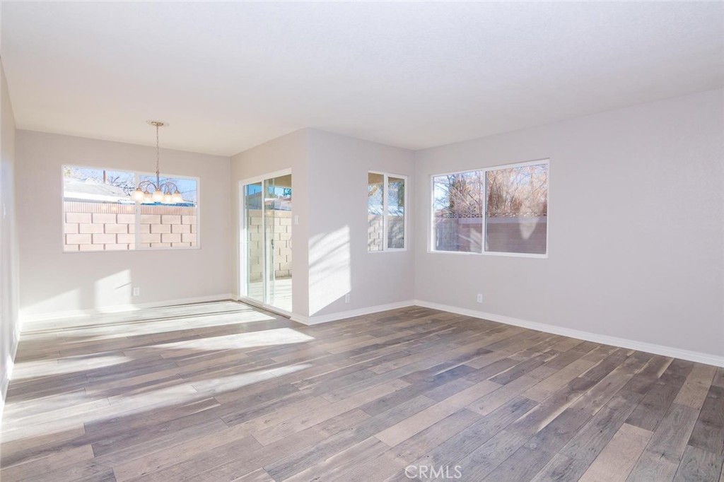 1368 Indian Sage Road Lancaster, CA 93534 - Photo 35 of 43 Living Room