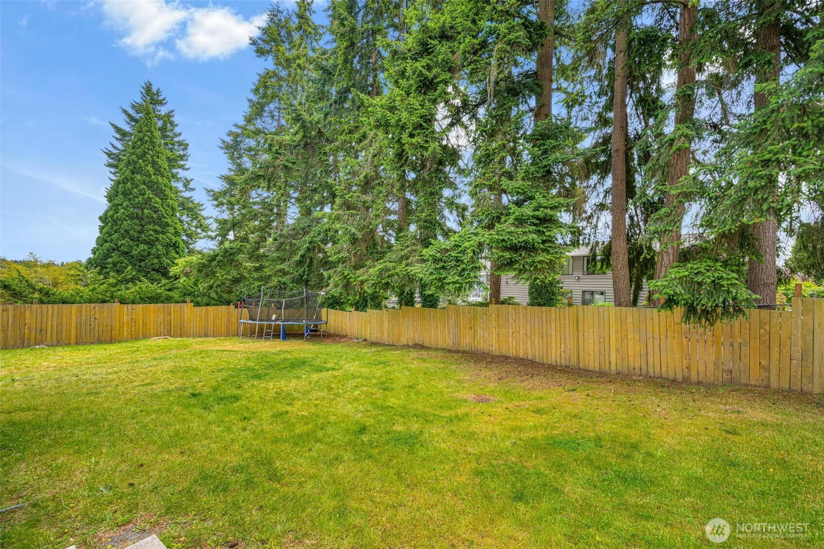 23119 80th Place West Edmonds, WA 98026 - Photo 37 of 40