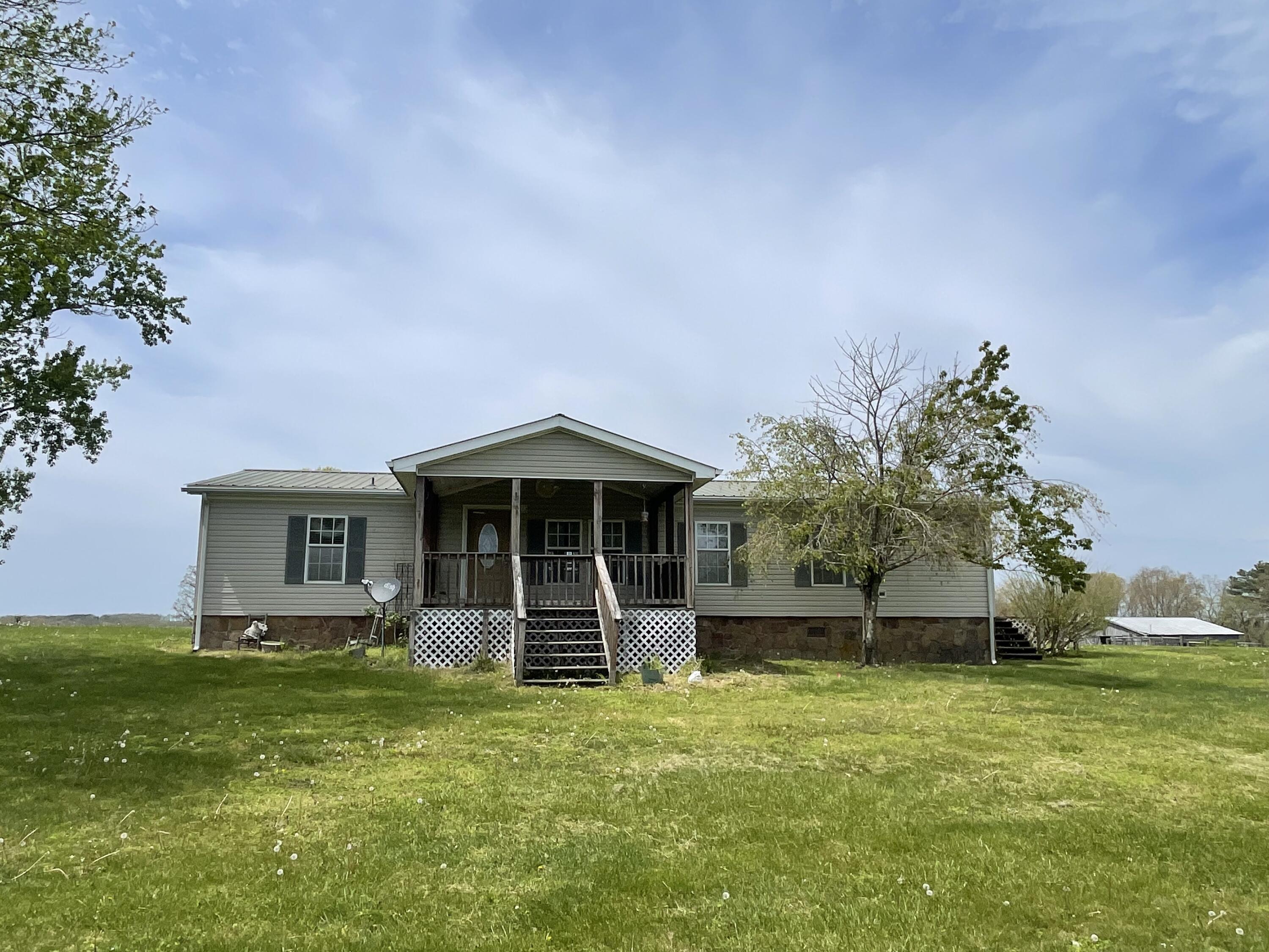 193 Lynn Rothwell Road Pikeville, TN 37367 - Photo 1 of 29 IMG_5358