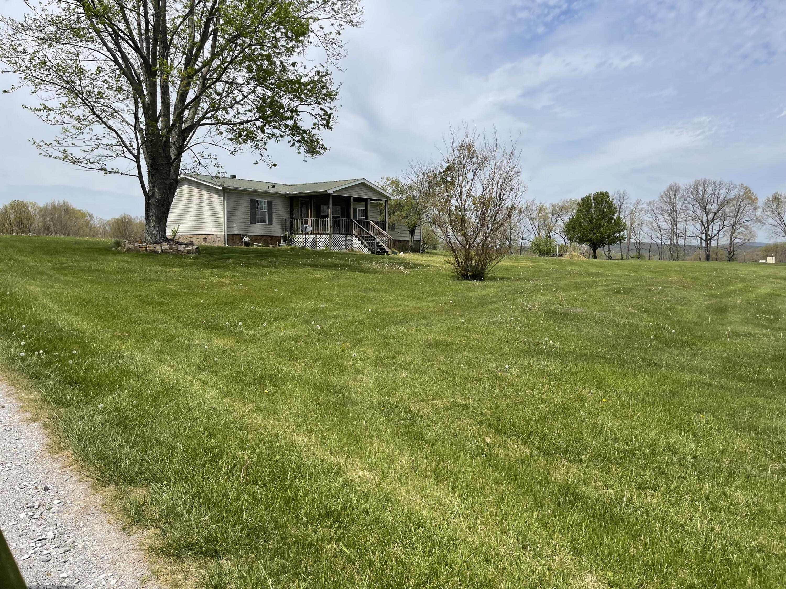 193 Lynn Rothwell Road Pikeville, TN 37367 - Photo 4 of 29 IMG_5368