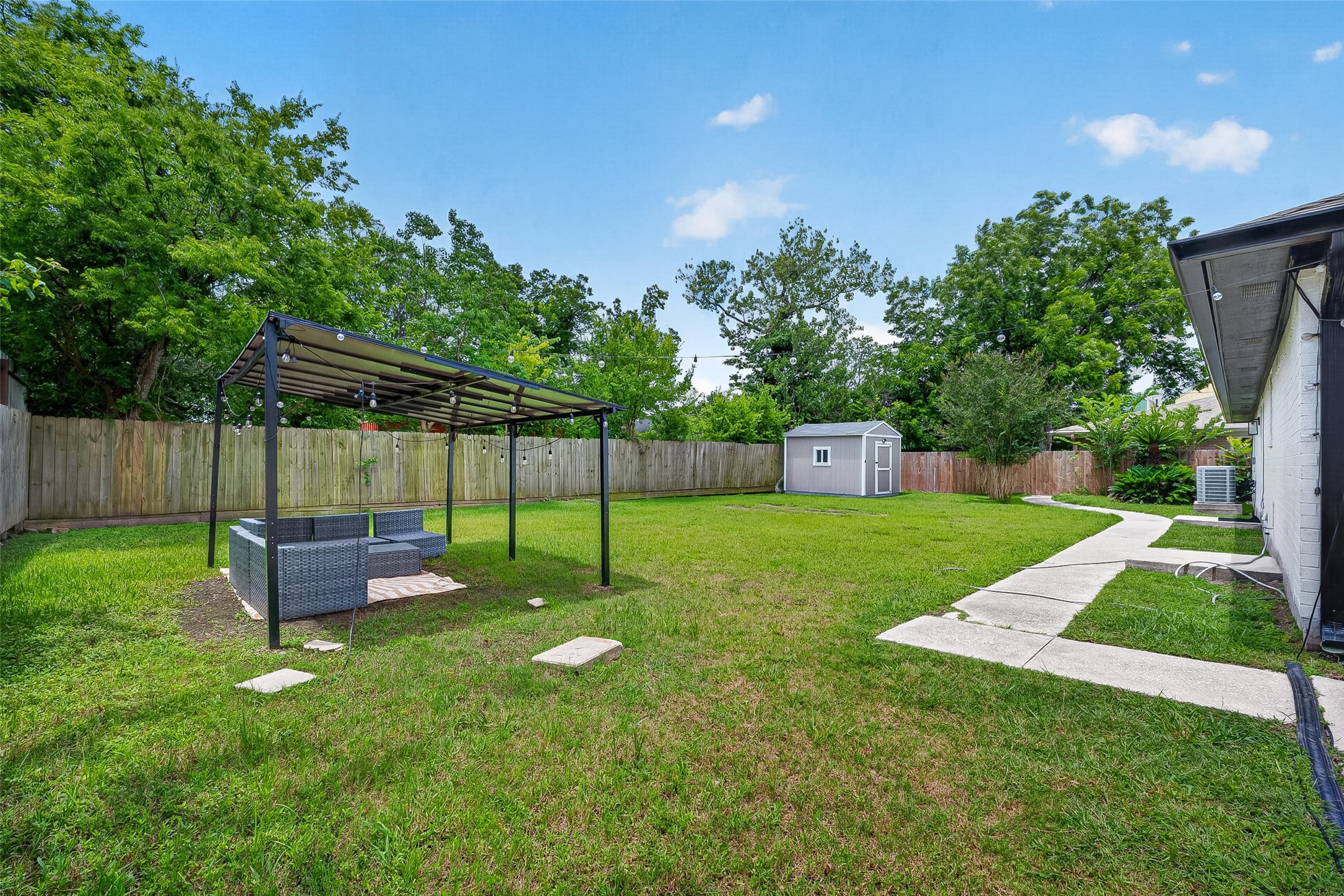 1206 Riggs Road Houston, TX 77022 - Photo 50 of 50