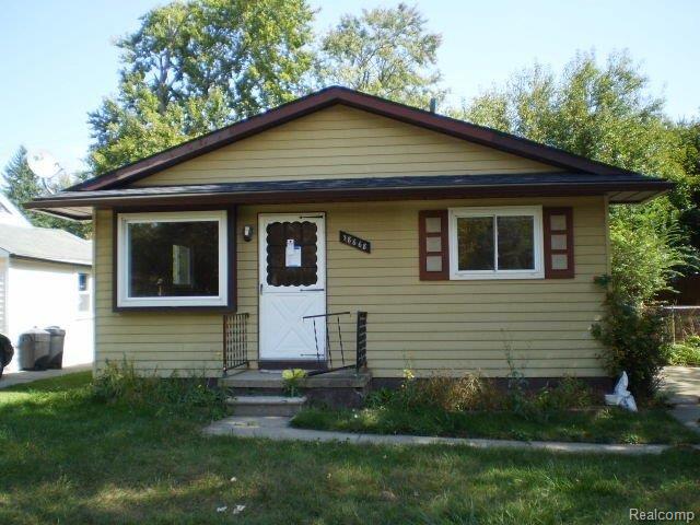 18668 Inkster Road Redford, MI 48240 - Photo 1 of 11 P9200001