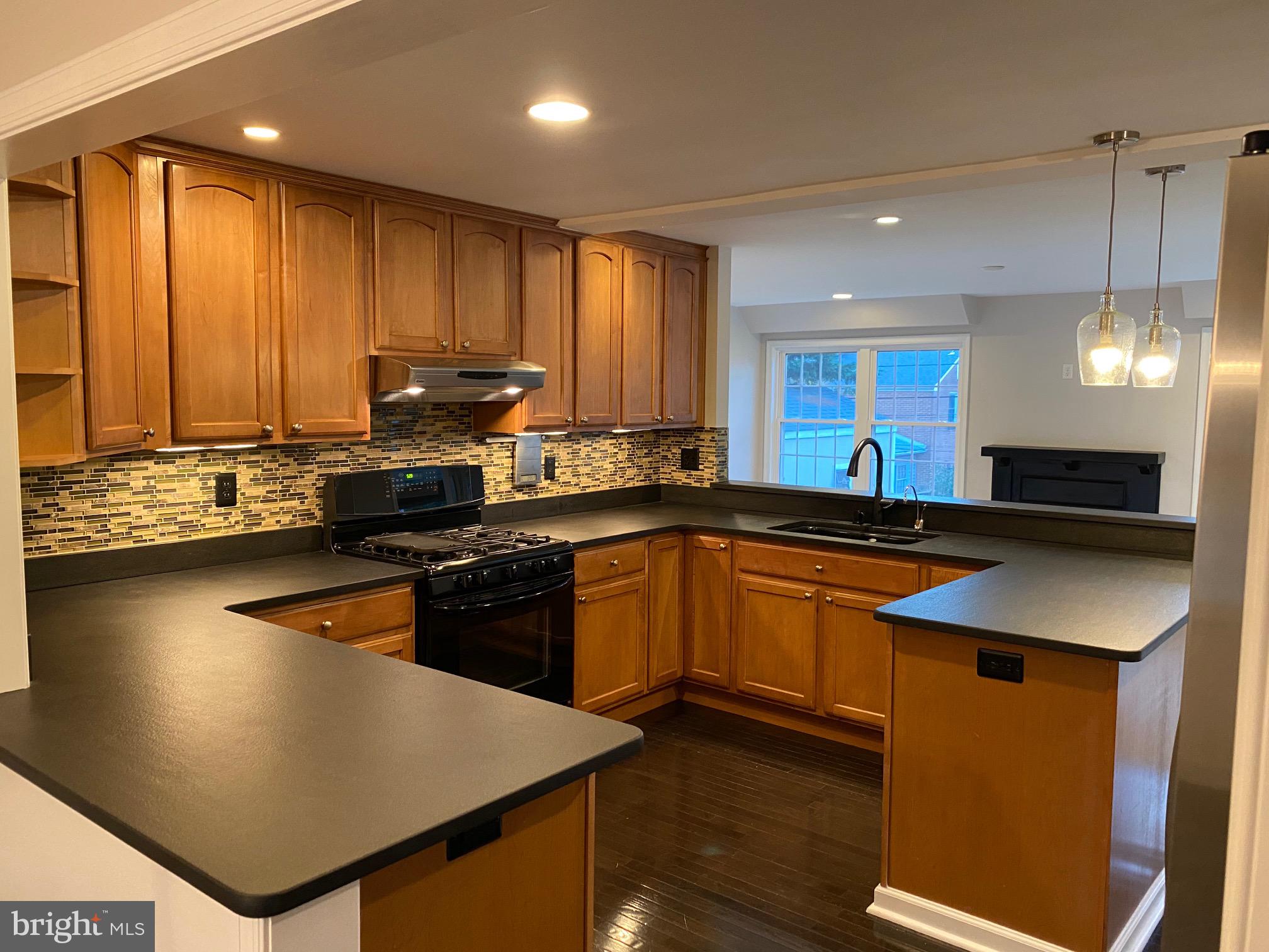 2217 Thomas Road Wilmington, DE 19803 - Photo 3 of 12 Gallery Image 3
