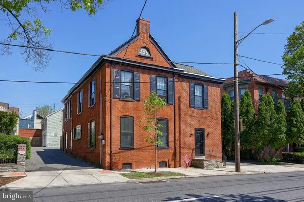 $645,000 | 15 North Lime Street, Lancaster, PA 17602