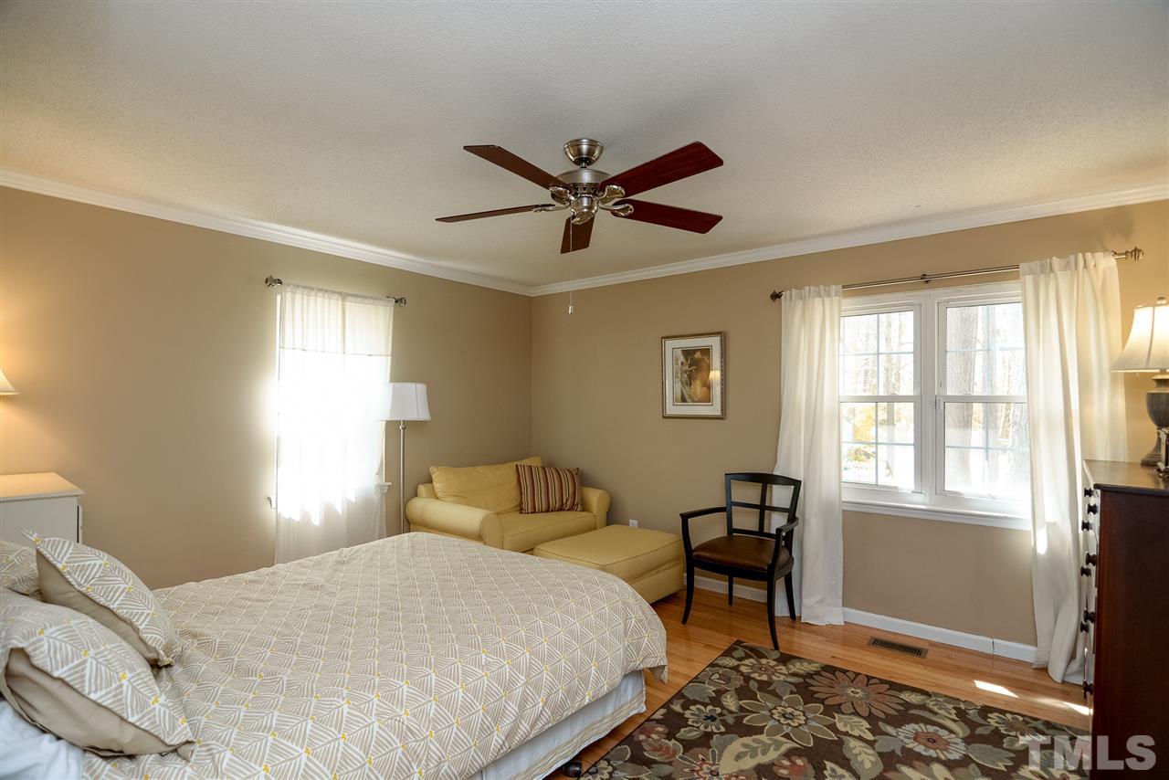 5400 Shadowbrook Drive Raleigh, NC 27612 - Photo 15 of 25