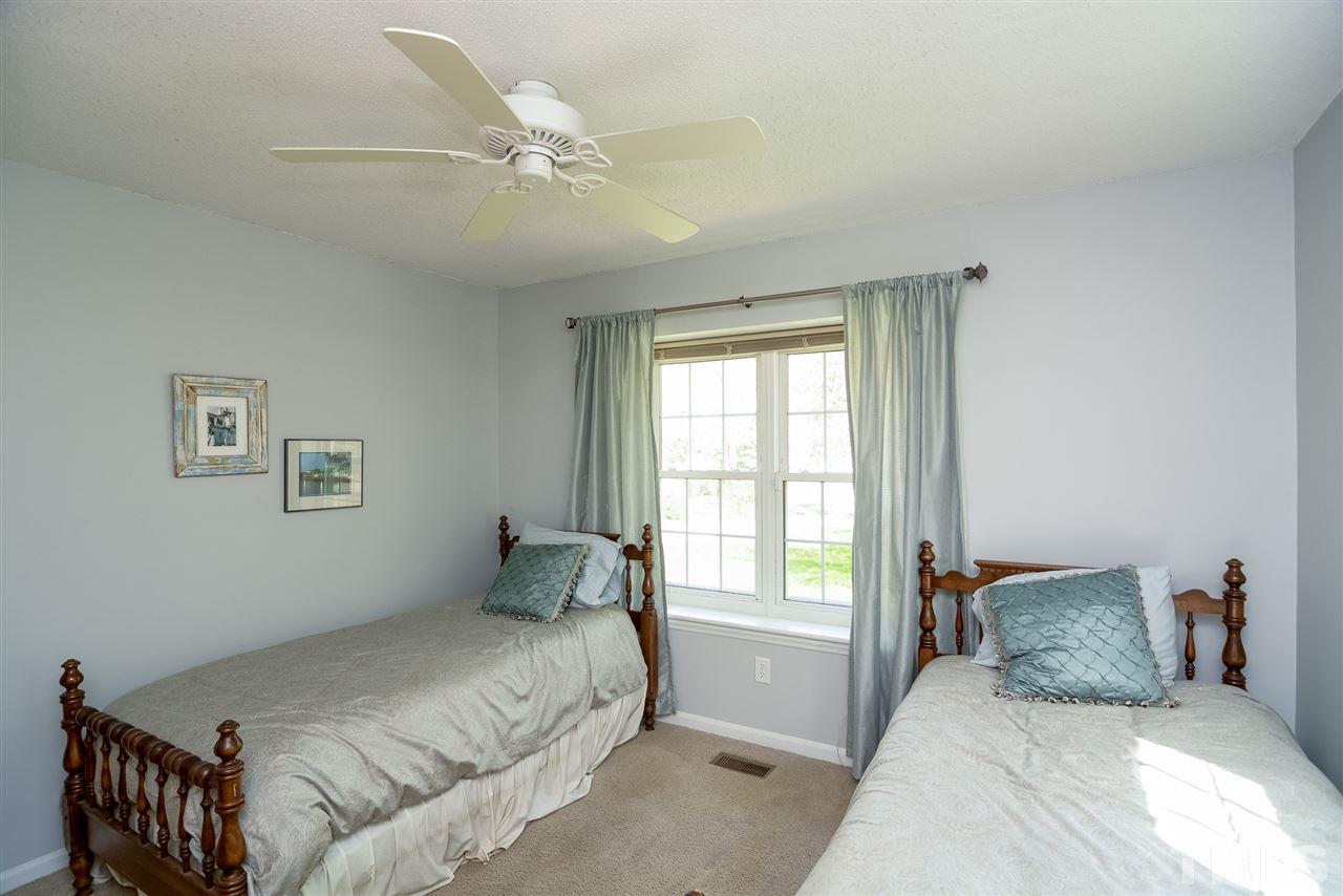 5400 Shadowbrook Drive Raleigh, NC 27612 - Photo 17 of 25
