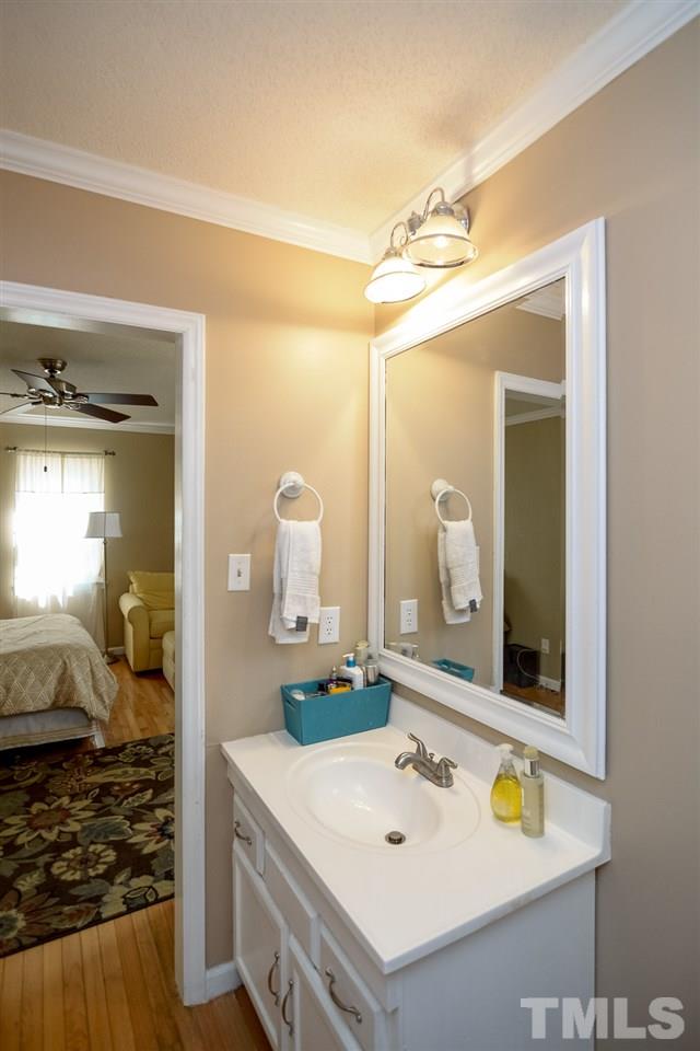 5400 Shadowbrook Drive Raleigh, NC 27612 - Photo 19 of 25