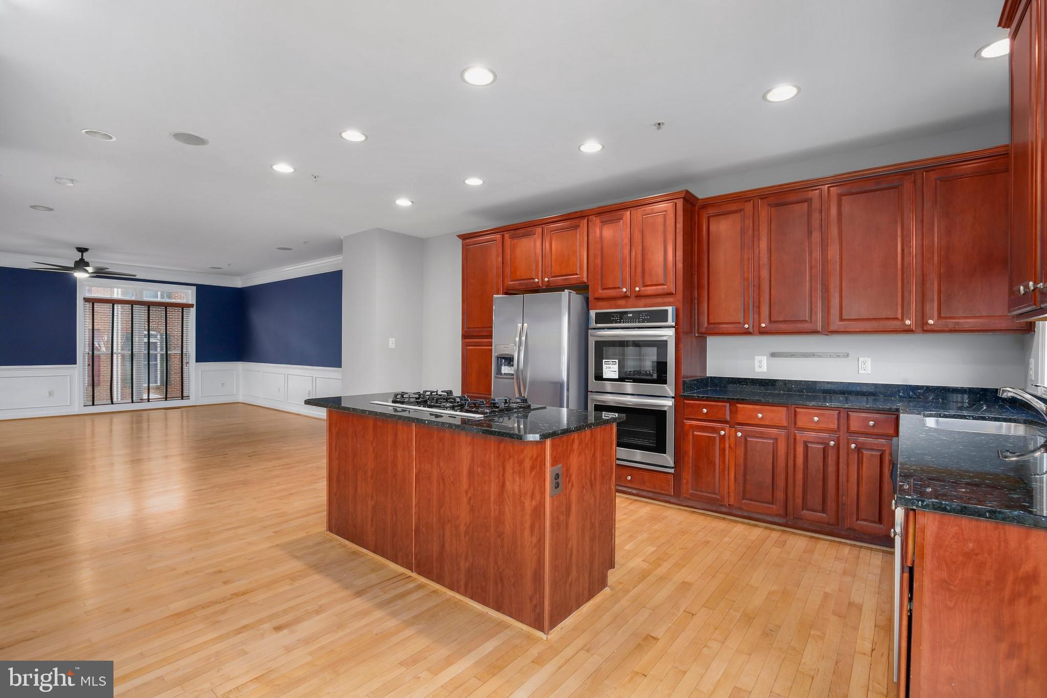 10726 Horde Street Silver Spring, MD 20902 - Photo 14 of 48