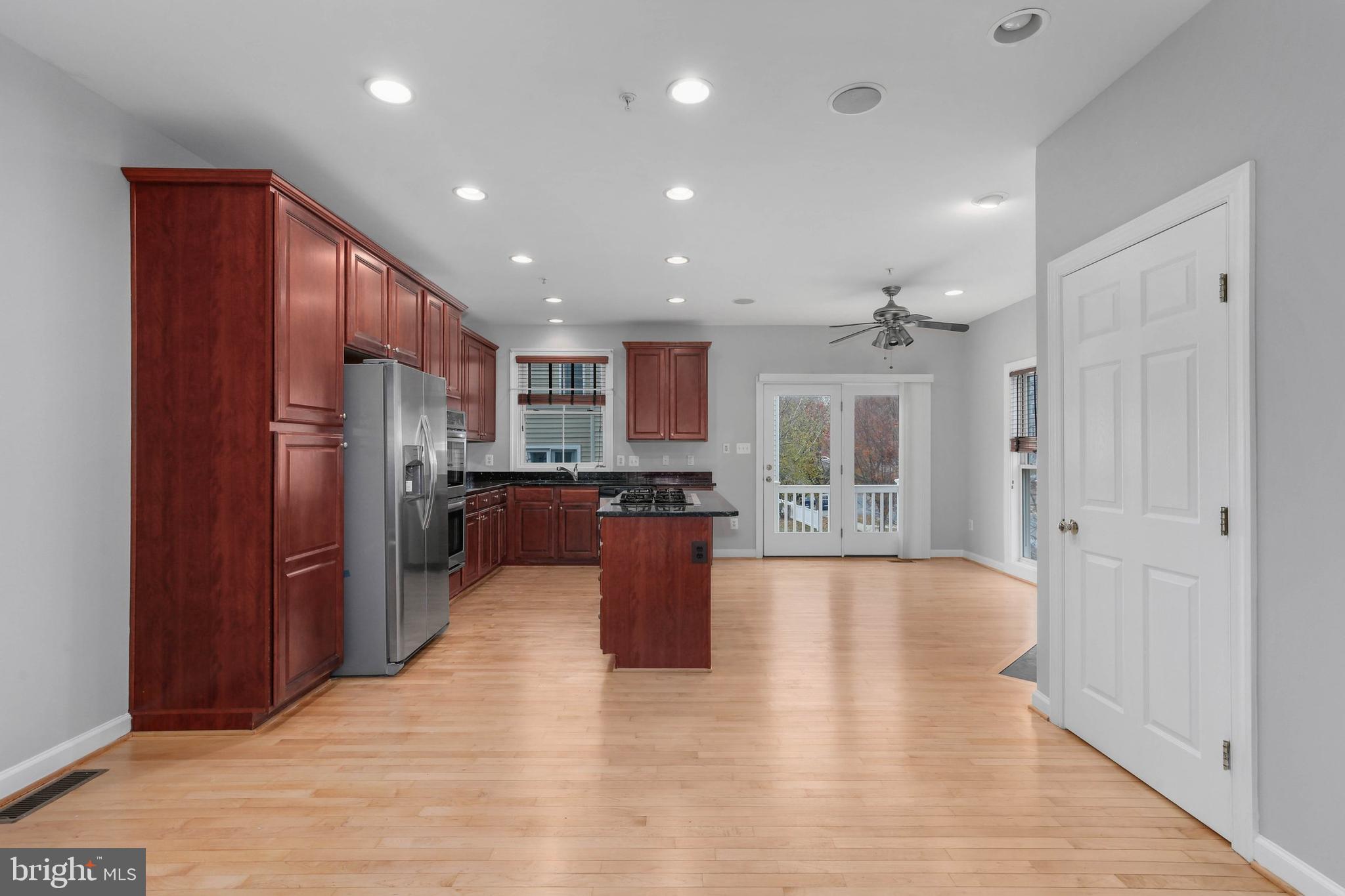 10726 Horde Street Silver Spring, MD 20902 - Photo 15 of 48