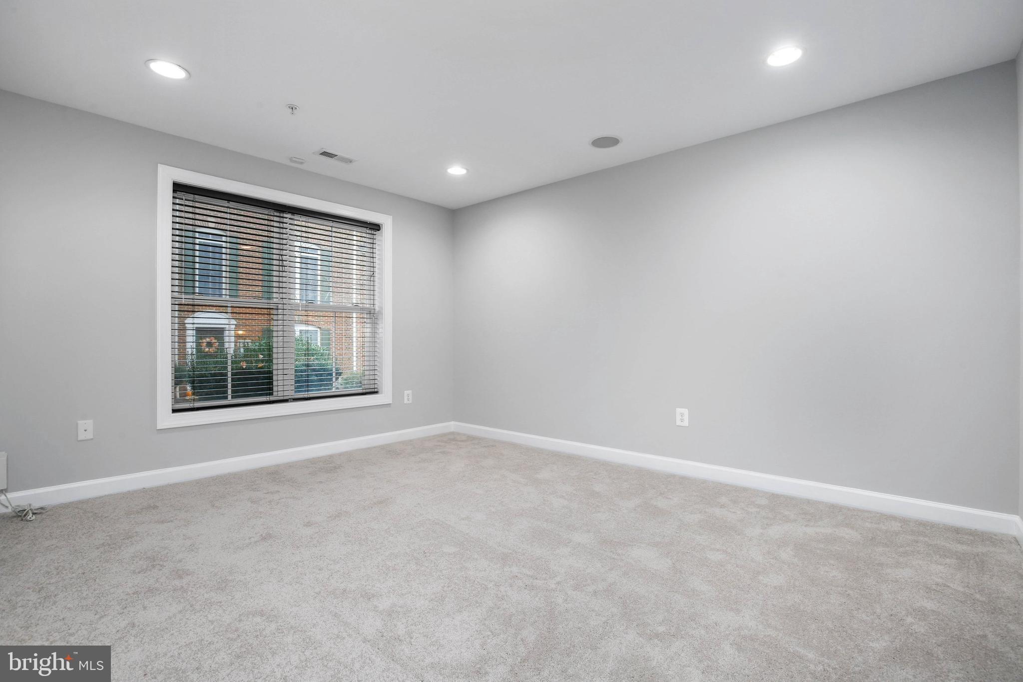 10726 Horde Street Silver Spring, MD 20902 - Photo 6 of 48