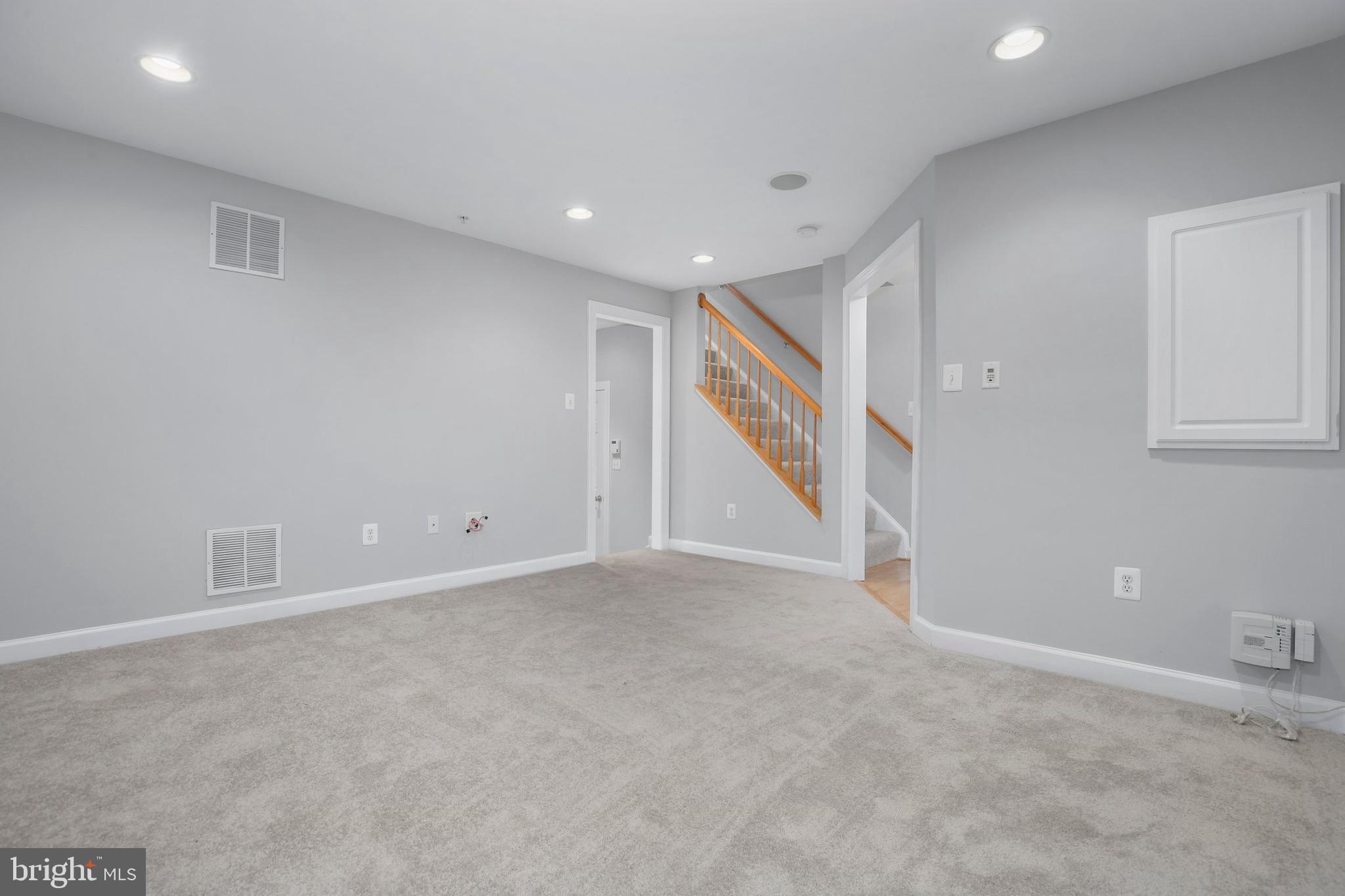 10726 Horde Street Silver Spring, MD 20902 - Photo 7 of 48