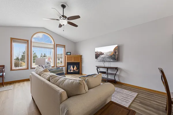 $259,900 | 1111 25th Avenue Northwest, Faribault, MN 55021