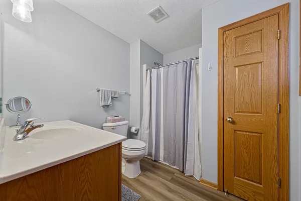 $259,900 | 1111 25th Avenue Northwest, Faribault, MN 55021