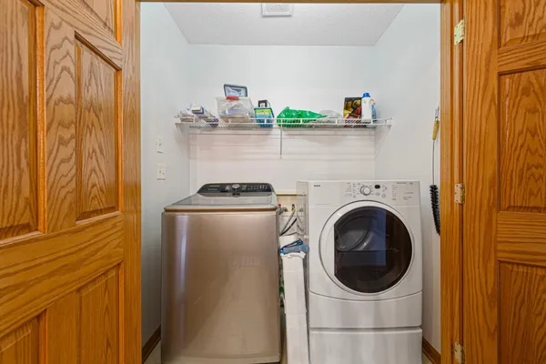 $259,900 | 1111 25th Avenue Northwest, Faribault, MN 55021