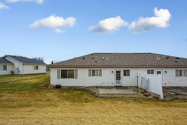 $259,900 | 1111 25th Avenue Northwest, Faribault, MN 55021