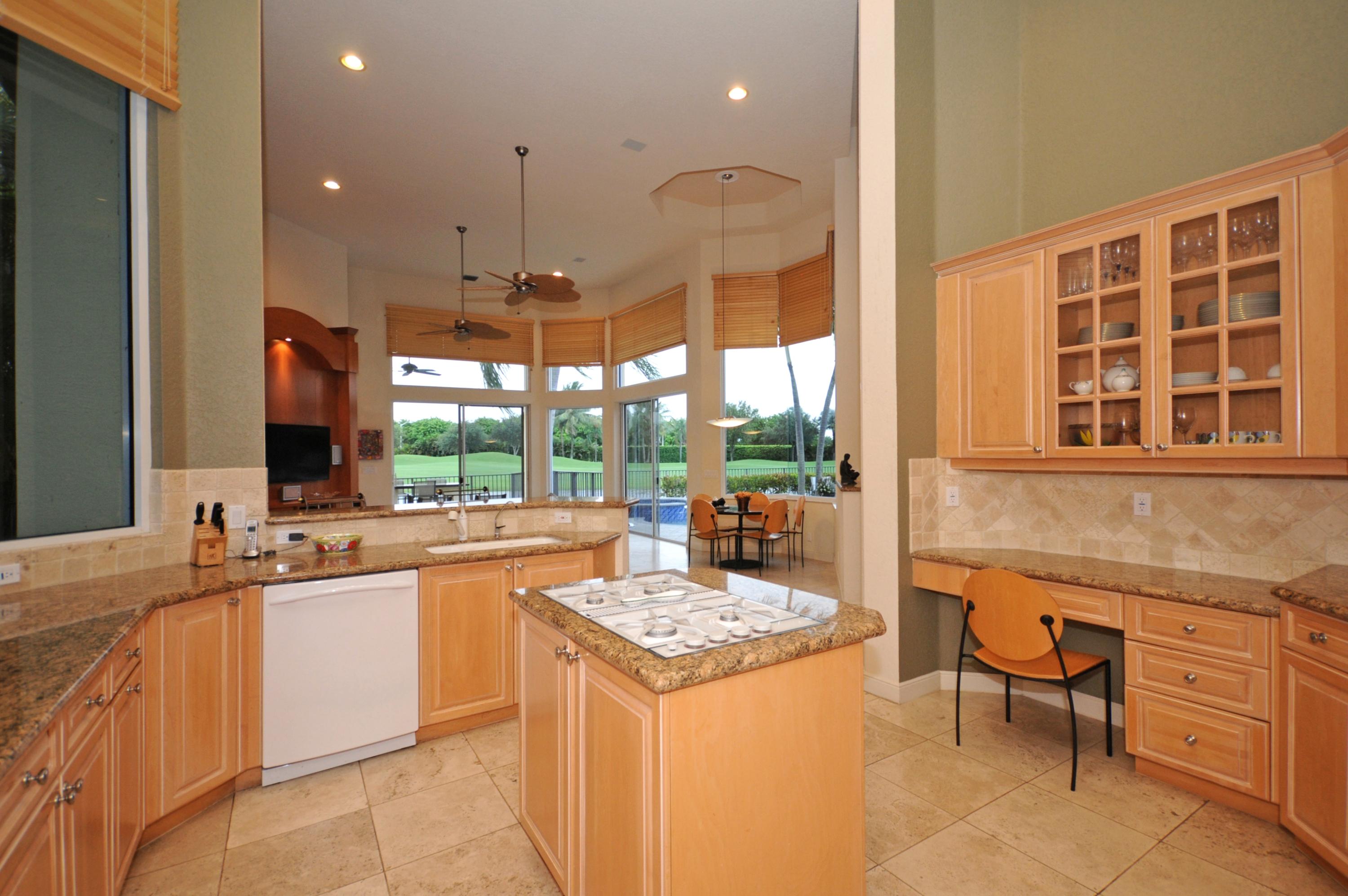 6549 Landings Court Boca Raton, FL 33496 - Photo 8 of 31 kitchen