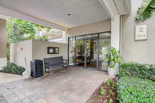 $2,800 | 1915 Lavers Circle, Unit E504, Delray Beach, FL 33444