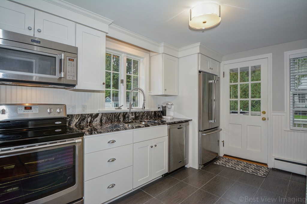 40 Nash Road Acton, MA 01720 - Photo 5 of 27 Gallery Image 5