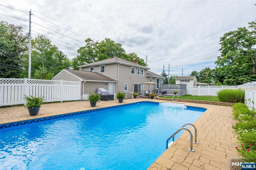 1555 Ratzer Road Wayne, NJ 07470 - Photo 38 of 47 Gallery Image 38