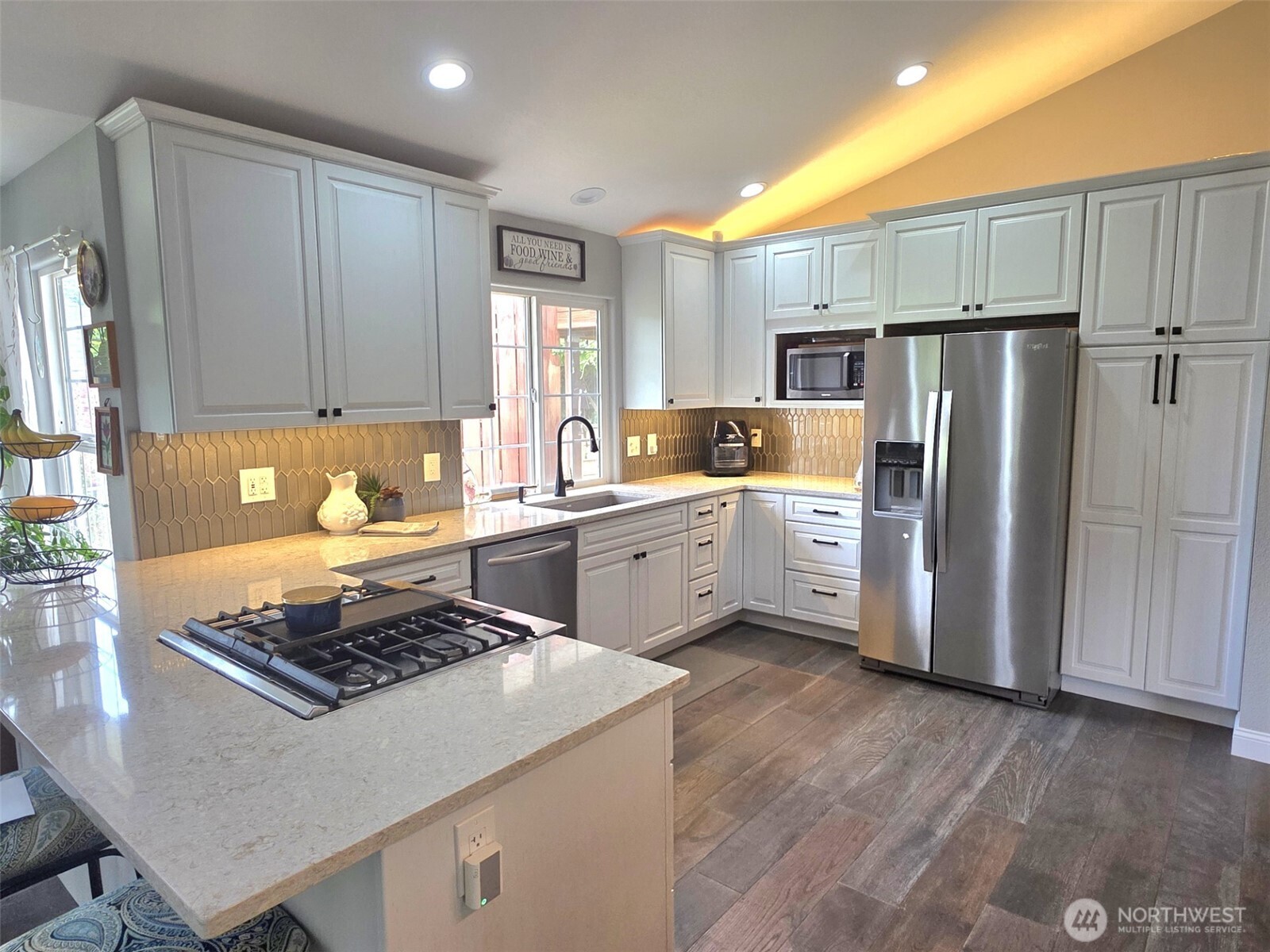 8224 Mullen Road Southeast Lacey, WA 98503 - Photo 5 of 38