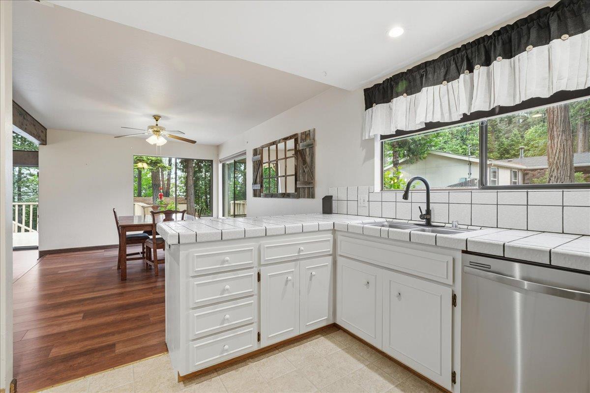 6775 Ridgeway Drive Pollock Pines, CA 95726 - Photo 13 of 54