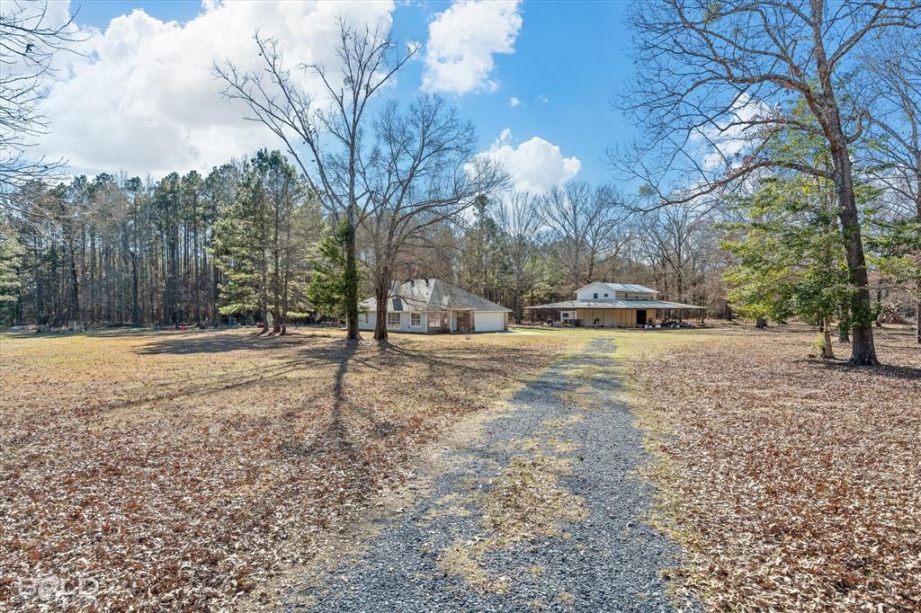 136 Scarborough Road Benton, LA 71006 - Photo 4 of 32