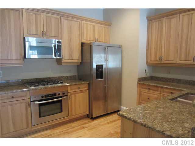 257 Queens Road Charlotte, NC 28204 - Photo 4 of 12 Gallery Image 4