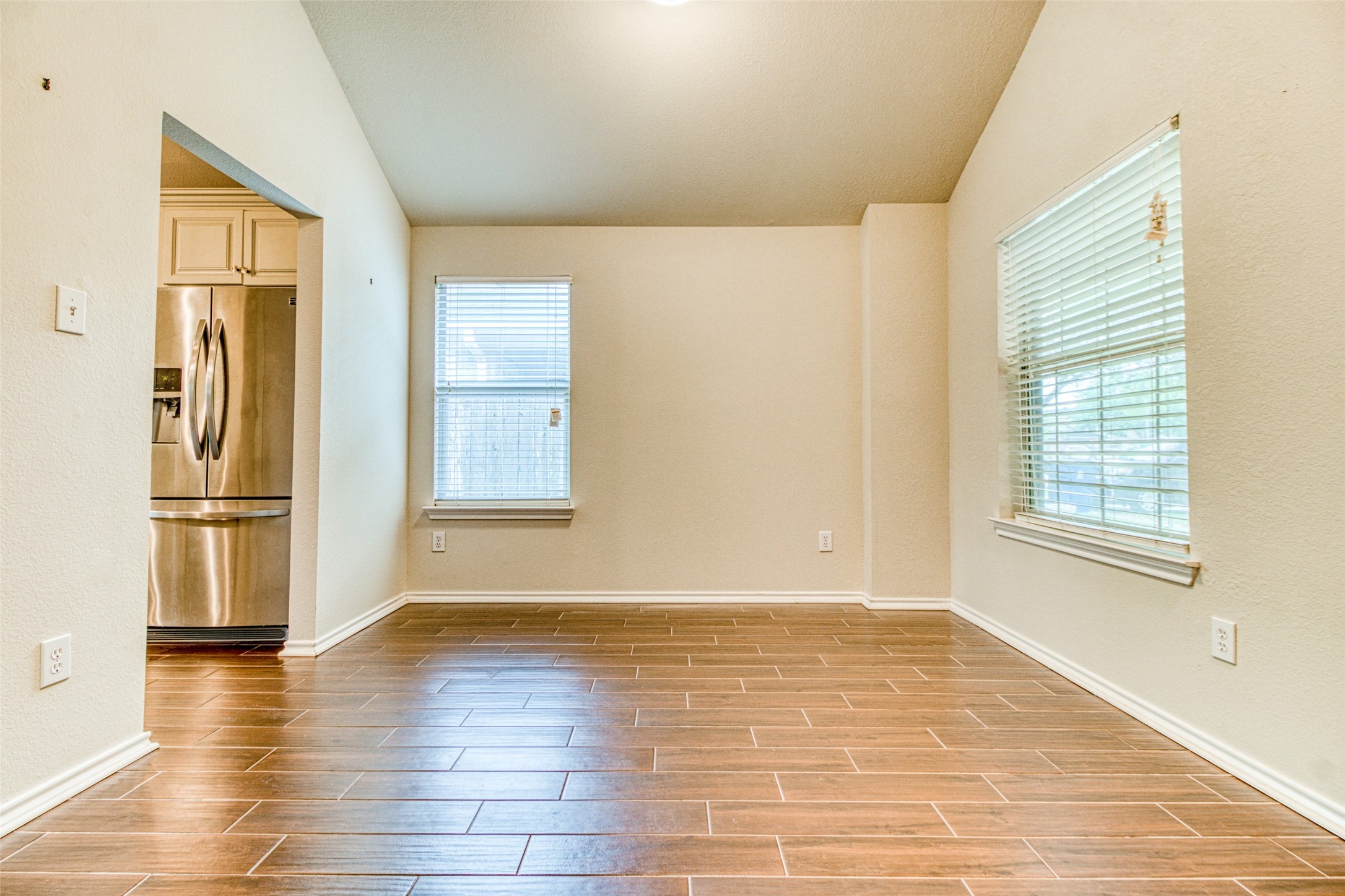 142 Anvil Rock Lane Richmond, TX 77469 - Photo 6 of 42