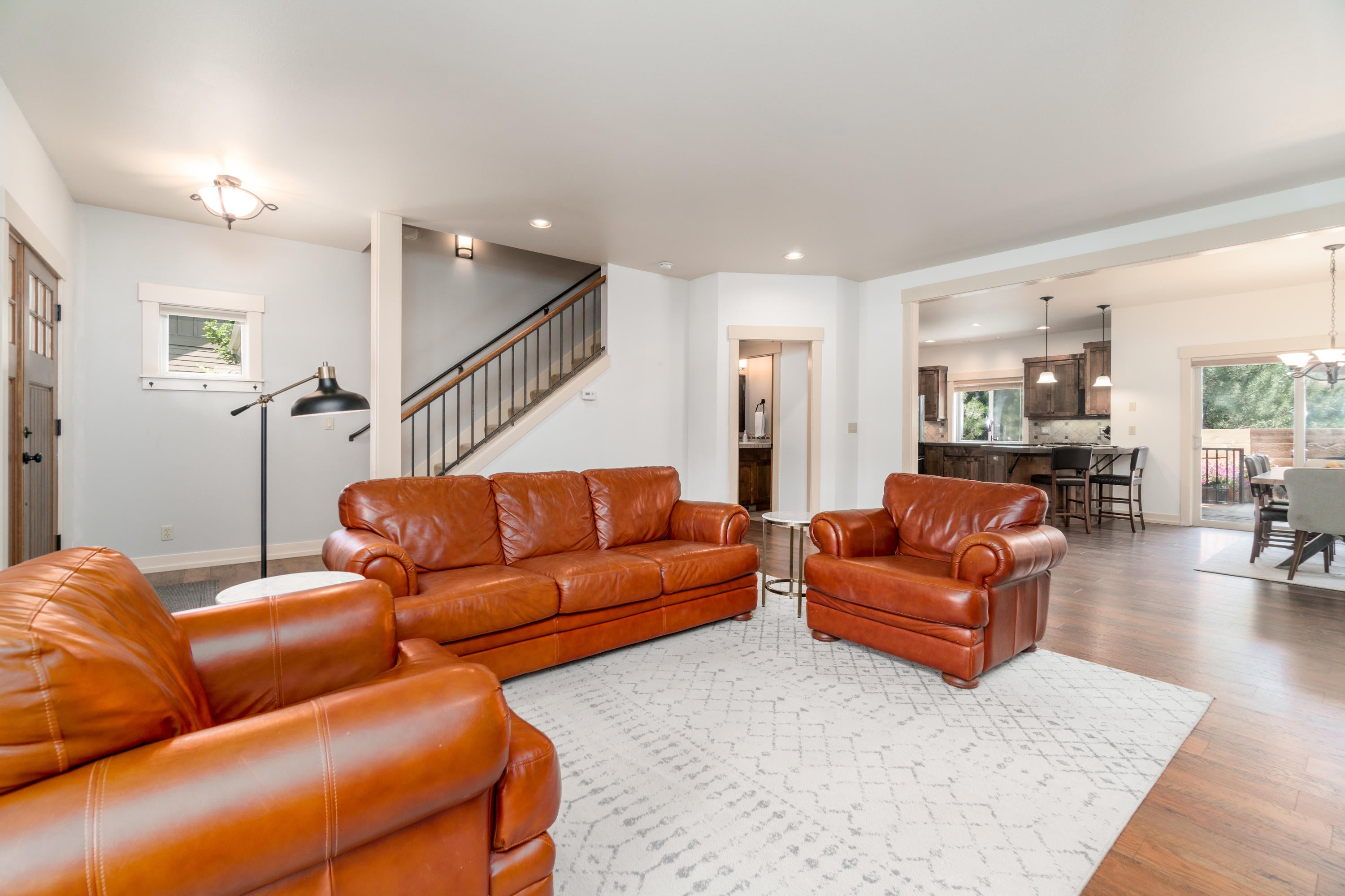61482 Linton Loop Bend, OR 97702 - Photo 7 of 30 61482LintonLp_GreatRoom3