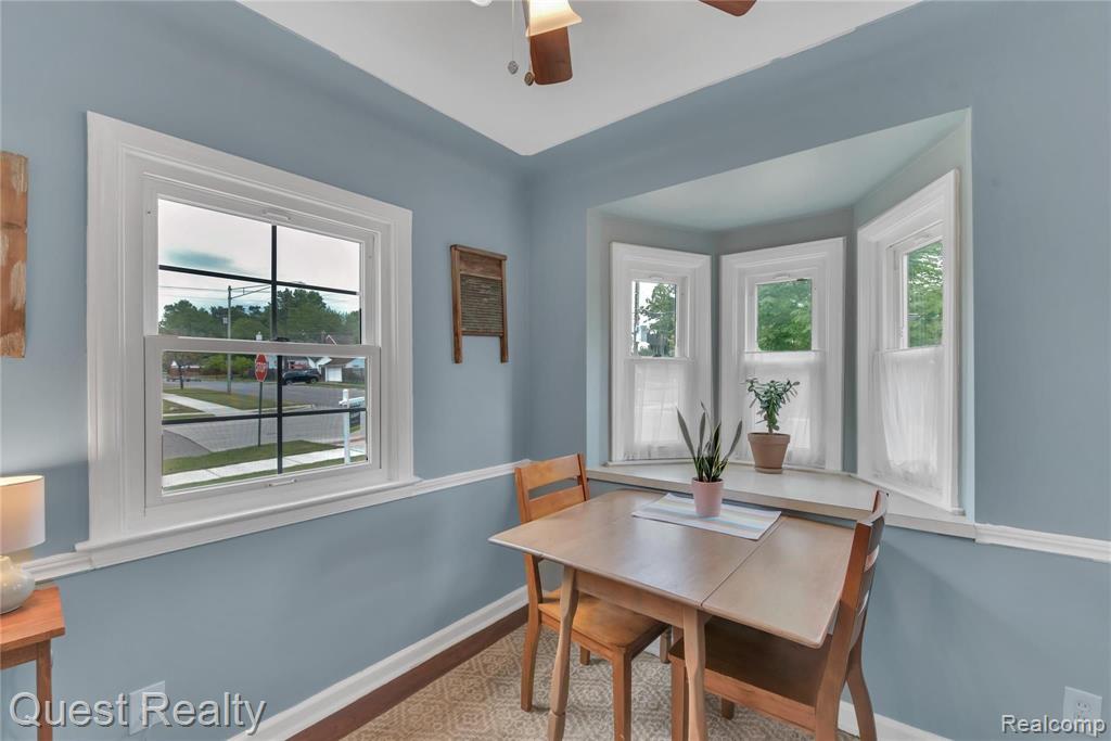 1268 Hampton Road Grosse Pointe Woods, MI 48236 - Photo 19 of 45
