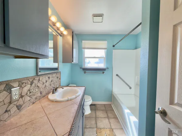 $329,000 | 1504 7th Street, Clarkston, WA 99403