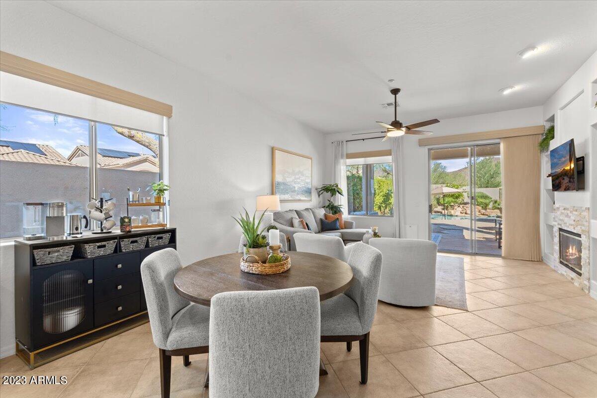 14257 North 106th Place Scottsdale, AZ 85255 - Photo 20 of 58 17-Casual Dining