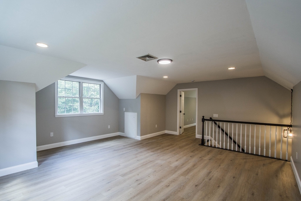 47 East Baylies Road Charlton, MA 01507 - Photo 37 of 42