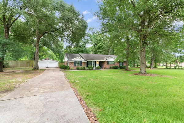 $425,000 | 27216 Blueberry Hill Drive, Oak Ridge North, TX 77385