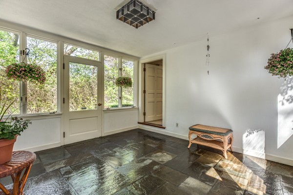 39 Vale View Road Wakefield, MA 01880 - Photo 16 of 30 Gallery Image 16