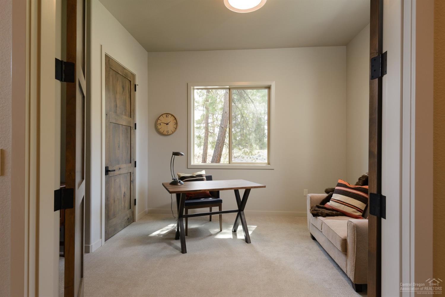 60415 Kangaroo Loop Bend, OR 97702 - Photo 14 of 19 Additional Photo