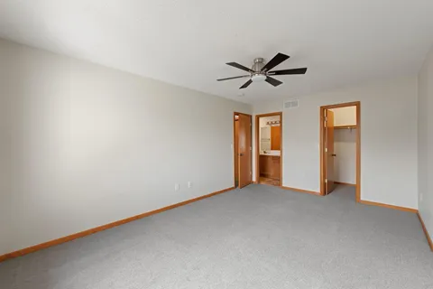 $225,000 | 2115 Parkway Avenue, Shakopee, MN 55379