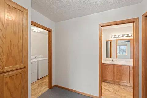 $225,000 | 2115 Parkway Avenue, Shakopee, MN 55379