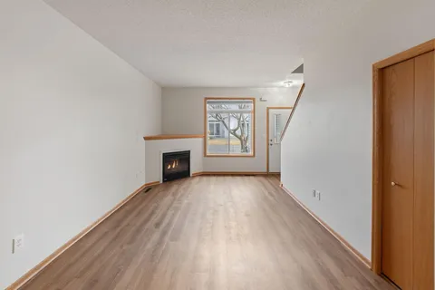 $225,000 | 2115 Parkway Avenue, Shakopee, MN 55379